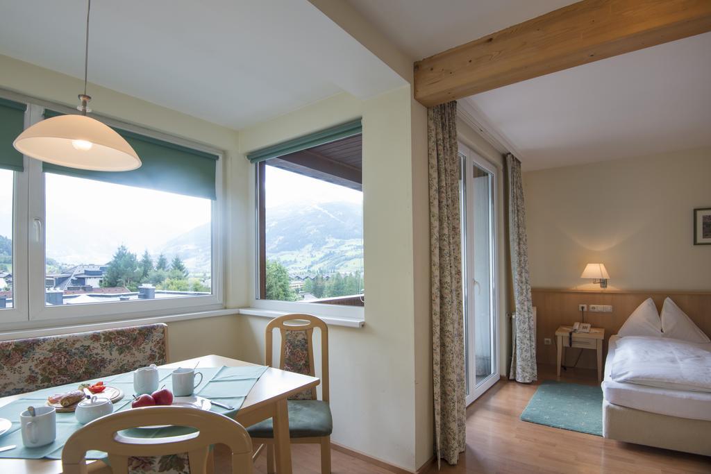 Haus Friedrichsburg - Bergbahnen Von Mai Bis November Inklusive Hotel Бад Хофгащайн Стая снимка